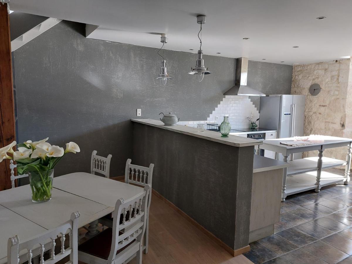 L'Appartement De La Maison Bleue Villeréal Zewnętrze zdjęcie